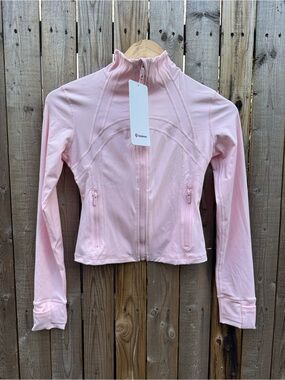 lululemon cropped define pink Jacket (nulu) NWT